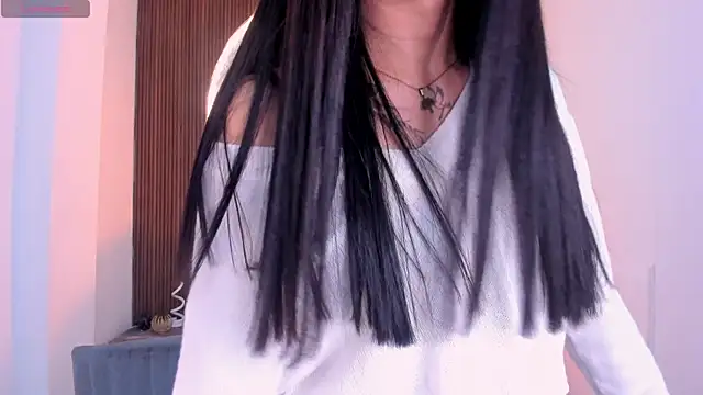 Snapshot of RoseCassie chatting on 05-04-26, 01:51 RoseCassie online show from 05-04-26, 01:51