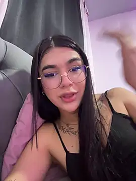 Snapshot of RoseCassie chatting on 05-24-26, 01:21 RoseCassie online show from 05-24-26, 01:21