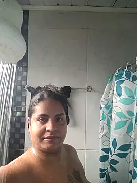 ppatriciarabello online show from 10-28-25, 05:48