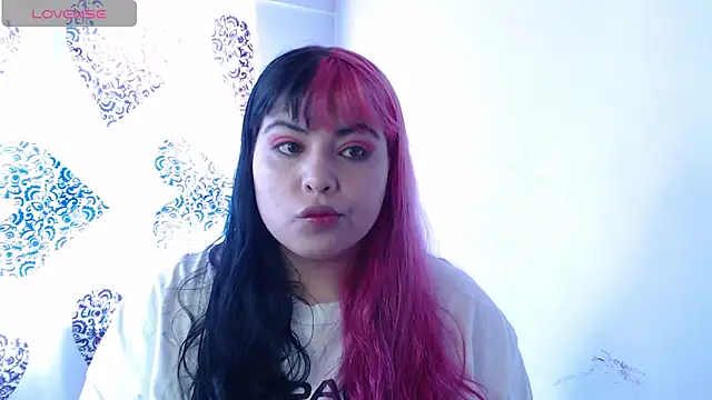 Snapshot of Pinky-Flower chatting on 12-30-24, 07:21 Pinky-Flower online show from 12-30-24, 07:21