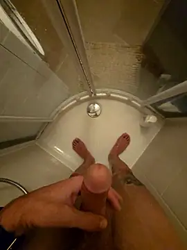 Snapshot of Kingqueen696 chatting on 01-15-26, 10:09 Kingqueen696 online show from 01-15-26, 10:09