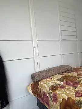 Snapshot of beverlyxxxx chatting on 01-22-25, 11:12 beverlyxxxx online show from 01-22-25, 11:12