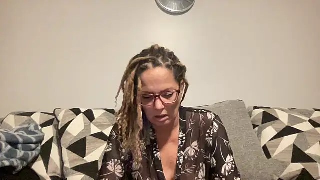 skarfos1babe69 online show from 12-30-24, 04:42