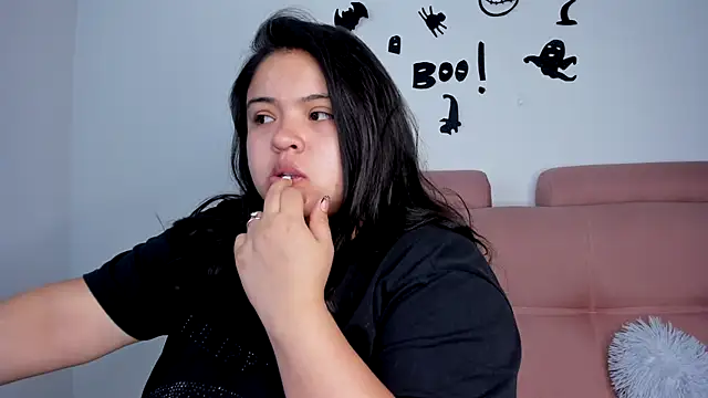 lizzie c online show from 11-02-25, 09:06