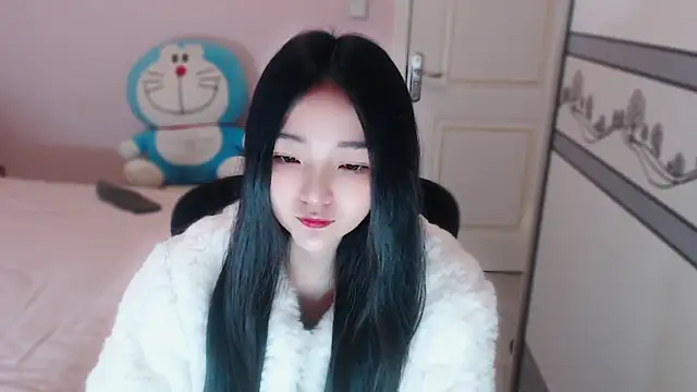 xiao-xiao-D online show from 12-18-25, 08:42