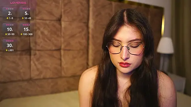 Daisha Riley online show from 03-10-26, 04:28