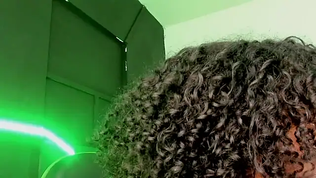 CintiaWalker online show from 04-11-26, 12:42