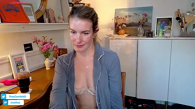 Snapshot of MissTheaCamille chatting on 11-02-25, 09:28 MissTheaCamille online show from 11-02-25, 09:28