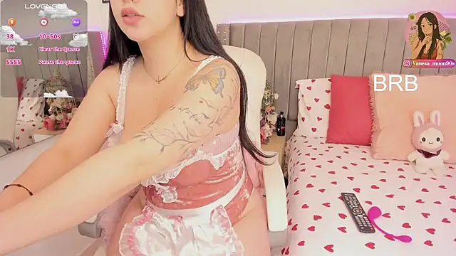 Snapshot of vanesa_moon__ chatting on 07-04-26, 12:17 vanesa moon online show from 07-04-26, 12:17