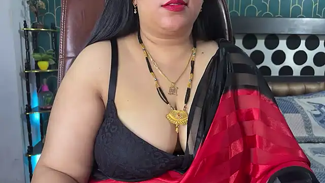 Snapshot of FlatVincy4 chatting on 02-11-26, 04:45 FlatVincy4 online show from 02-11-26, 04:45