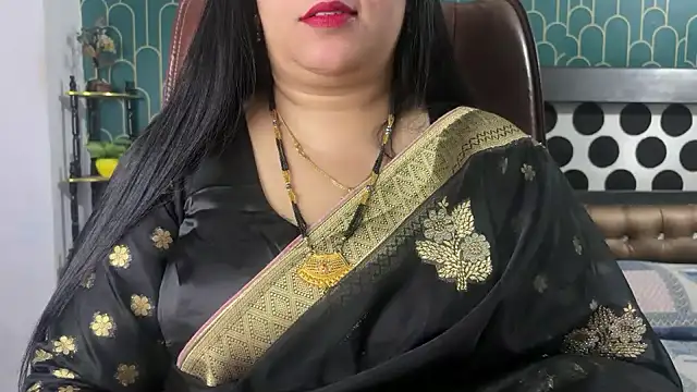 Snapshot of FlatVincy4 chatting on 02-17-26, 07:27 FlatVincy4 online show from 02-17-26, 07:27