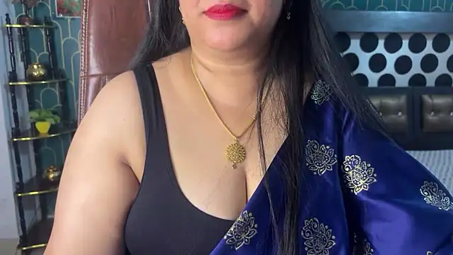 Snapshot of FlatVincy4 chatting on 05-15-26, 04:03 FlatVincy4 online show from 05-15-26, 04:03