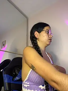 Rosita forever  online show from 03-25-26, 08:04