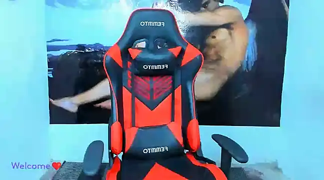 Snapshot of oliver_thompsson7 chatting on 12-22-24, 09:42 oliver thompsson7 online show from 12-22-24, 09:42