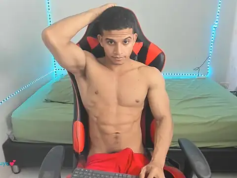 oliver thompsson7 online show from 02-02-26, 06:50