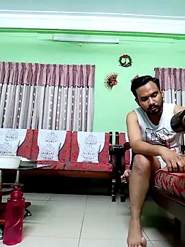 Snapshot of GildanK18 chatting on 02-21-25, 02:06 GildanK18 online show from 02-21-25, 02:06