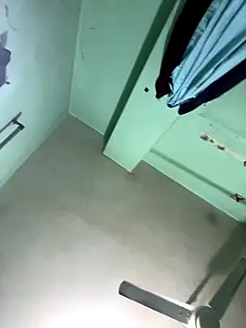 Snapshot of GildanK18 chatting on 12-03-25, 10:35 GildanK18 online show from 12-03-25, 10:35