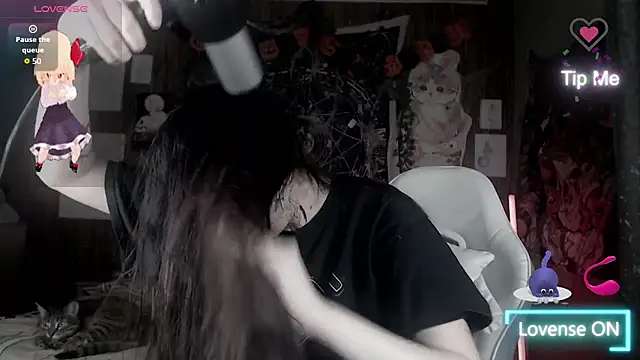 Snapshot of chloe_crystall_killer chatting on 02-26-26, 06:01 chloe crystall killer online show from 02-26-26, 06:01