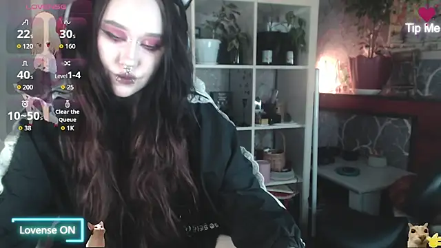 Snapshot of chloe_crystall_killer chatting on 07-17-26, 01:40 chloe crystall killer online show from 07-17-26, 01:40
