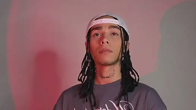 Snapshot of seven7xis chatting on 01-13-25, 05:33 seven7xis online show from 01-13-25, 05:33