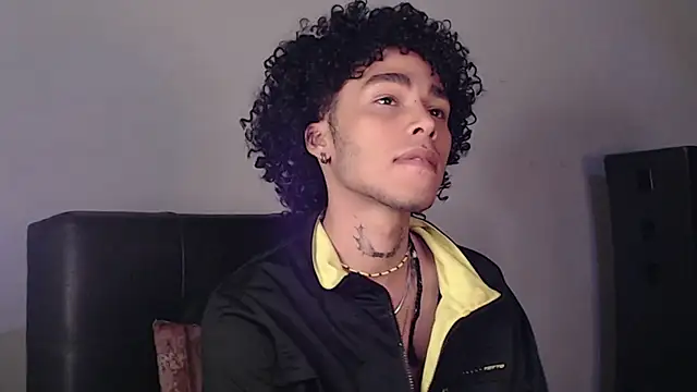 Snapshot of seven7xis chatting on 01-24-25, 07:08 seven7xis online show from 01-24-25, 07:08