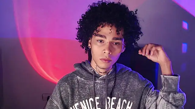 Snapshot of seven7xis chatting on 01-25-25, 05:40 seven7xis online show from 01-25-25, 05:40