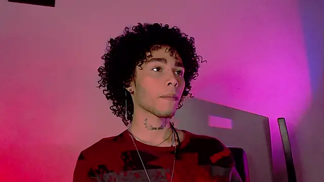 Snapshot of seven7xis chatting on 01-26-25, 05:56 seven7xis online show from 01-26-25, 05:56