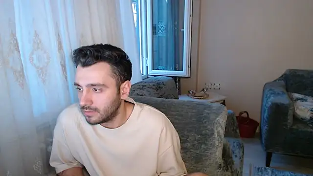 handsomeee04 online show from 05-15-26, 10:50