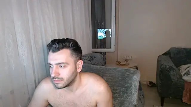 Snapshot of handsomeee04 chatting on 06-15-26, 09:17 handsomeee04 online show from 06-15-26, 09:17
