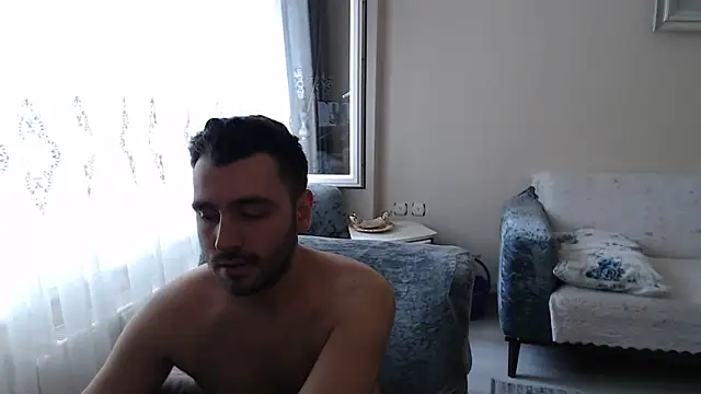 Snapshot of handsomeee04 chatting on 06-18-26, 12:20 handsomeee04 online show from 06-18-26, 12:20
