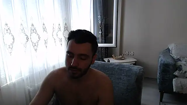 Snapshot of handsomeee04 chatting on 06-21-26, 12:52 handsomeee04 online show from 06-21-26, 12:52