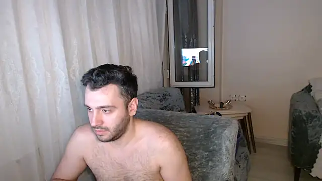 Snapshot of handsomeee04 chatting on 06-30-26, 10:11 handsomeee04 online show from 06-30-26, 10:11