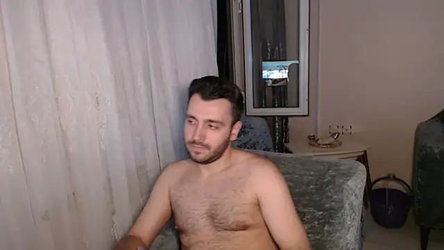 Snapshot of handsomeee04 chatting on 07-01-26, 10:20 handsomeee04 online show from 07-01-26, 10:20