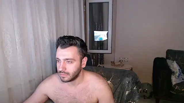 Snapshot of handsomeee04 chatting on 07-05-26, 10:50 handsomeee04 online show from 07-05-26, 10:50