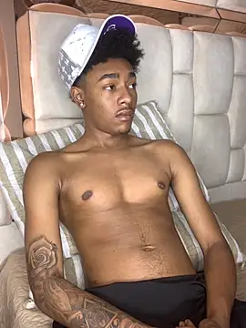 Boy cock18 online show from 10-18-25, 04:52