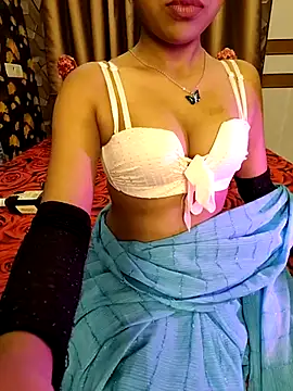 Little  Lia online show from 02-23-25, 02:46