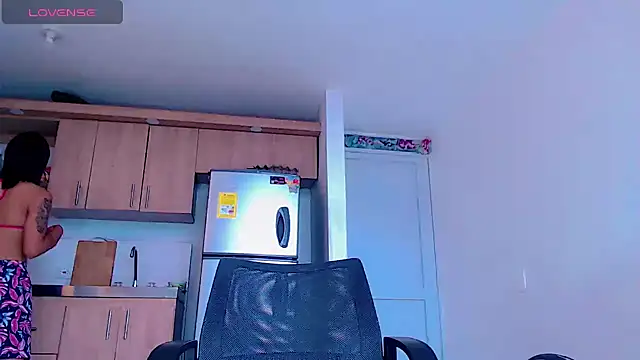 michell play1  online show from 02-10-25, 07:07