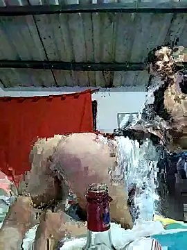 Snapshot of crazysex095 chatting on 12-31-24, 02:29 crazysex095 online show from 12-31-24, 02:29