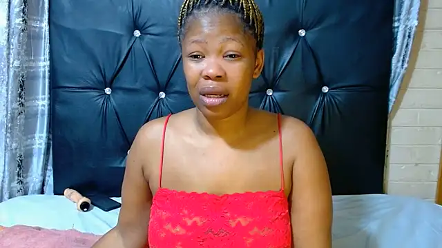 Snapshot of EROTIC_BARBIE28 chatting on 06-20-26, 04:37 EROTIC BARBIE28 online show from 06-20-26, 04:37