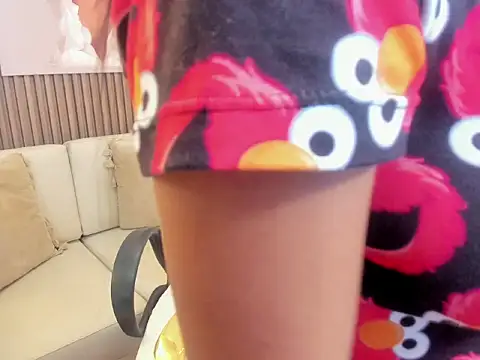 Daphne Fox  online show from 11-12-25, 04:02