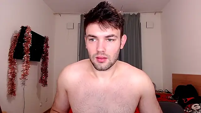 Snapshot of Justin_Smit2 chatting on 12-23-24, 02:28 Justin Smit2 online show from 12-23-24, 02:28