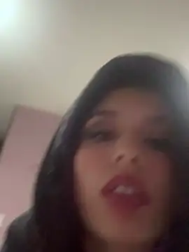 Snapshot of BlueStoneX chatting on 02-15-25, 10:33 BlueStoneX online show from 02-15-25, 10:33