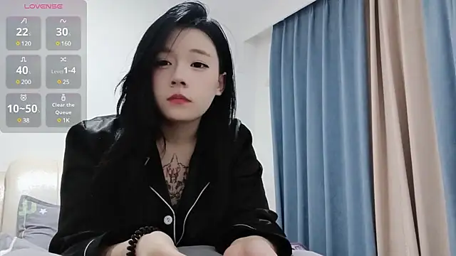 Snapshot of TuTu-0808 chatting on 01-23-25, 02:28 TuTu-0808 online show from 01-23-25, 02:28