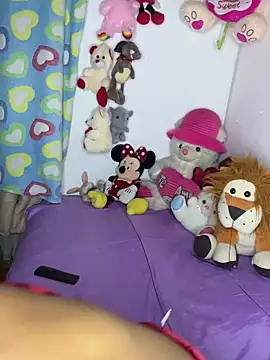 Snapshot of Charlotemonroe chatting on 02-11-25, 04:55 Charlotemonroe online show from 02-11-25, 04:55