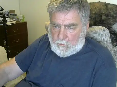 Snapshot of viejo_oso chatting on 09-13-25, 10:53 viejo oso online show from 09-13-25, 10:53