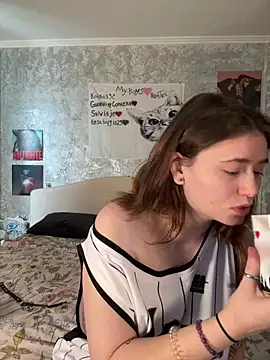 Sabrina shells online show from 10-08-25, 10:24