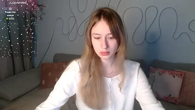 Haley Vixen online show from 12-16-25, 09:03