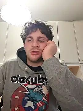 michemichemiche8 online show from 03-03-25, 05:07