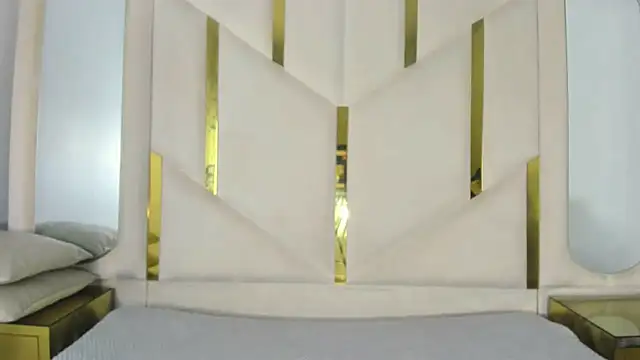 IsabellRodriguez18 online show from 11-23-25, 03:17