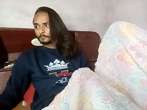 IamRentedBoybfriend online show from 11-11-25, 03:01